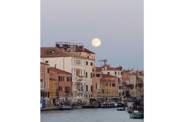 Licht en authentiek vakantiehuis voor 4 personen in Venice - thumbnail 5