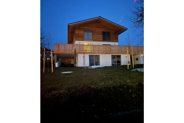 Modern vakantiehuis in Wertach met bergzicht, 4 km van skilift - thumbnail 3