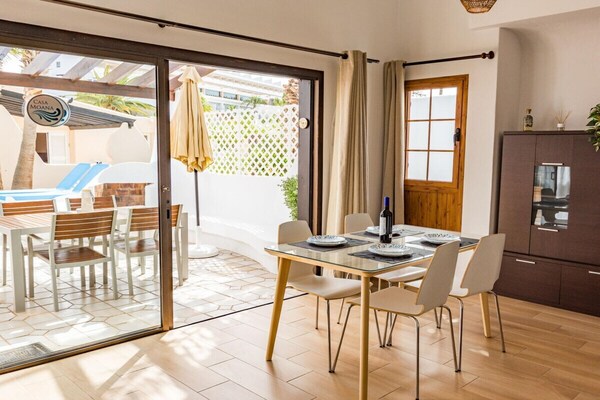 Ruime villa met terras en zwembad in Morro Jable - thumbnail 2