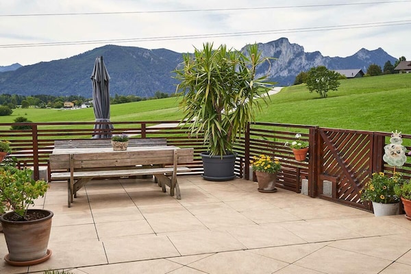 Panoramisch appartement bij de Mondsee met 7-meter raam en dakterras - thumbnail 2
