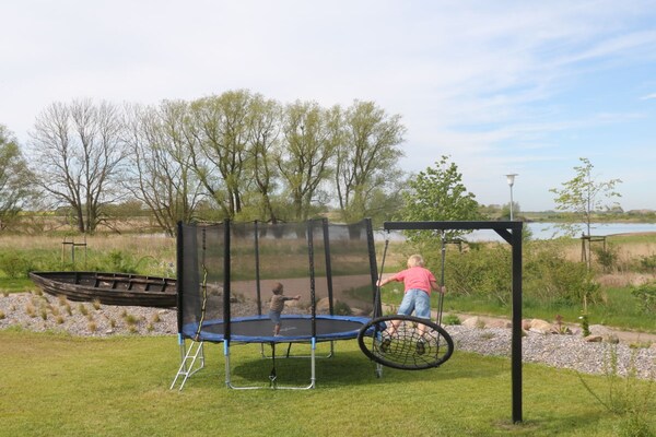 Vakantiehuis Meeresbucht in Mellnitz: Rust, ruimte en Rügen op 200m van het centrum - thumbnail 5