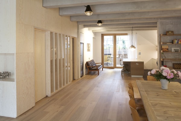 Design loftstudio van 100m² met overdekt terras in Hamburg - thumbnail 5