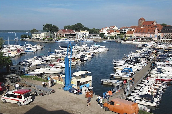 Maisonette aan de haven van Waren met uitzicht op de Binnenmüritz - thumbnail 1