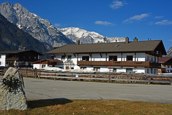 Centraal gelegen vakantiehuis Bergkranz in Leutasch - thumbnail 6