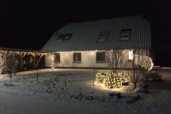 Sfeervol gerenoveerd vakantiehuis met sauna op Ummanz voor 10 personen - thumbnail 1