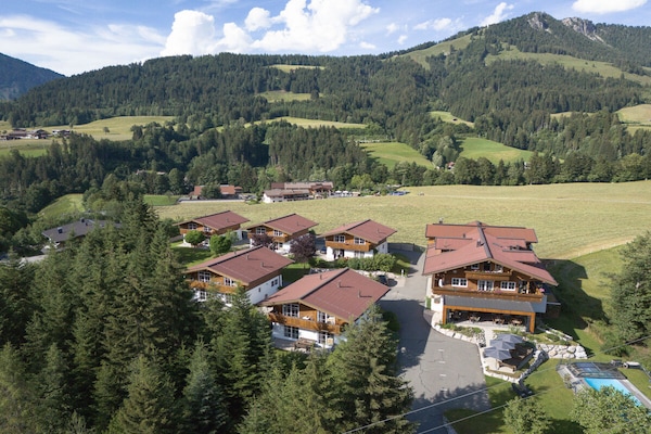 Vakantiehuis in Fieberbrunn op 500 m van de piste - thumbnail 1