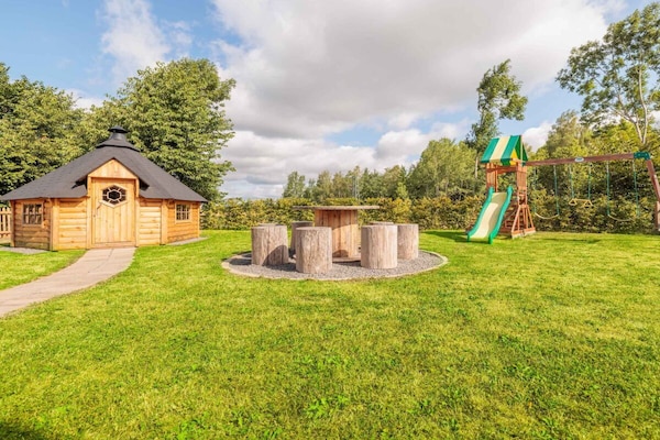 Ruim blokhut in de Eifel met barbecuehut, tuin en rolstoelvriendelijk - thumbnail 3