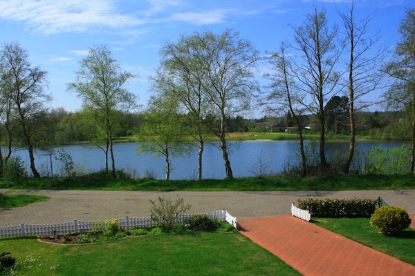 Rustiek vakantiehuis aan het meer in Berumbur voor 4 personen - thumbnail 4