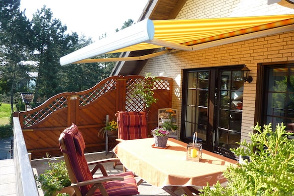 Zonnig appartement met privéterras bij Bad Münstereifel in de Eifel - thumbnail 2
