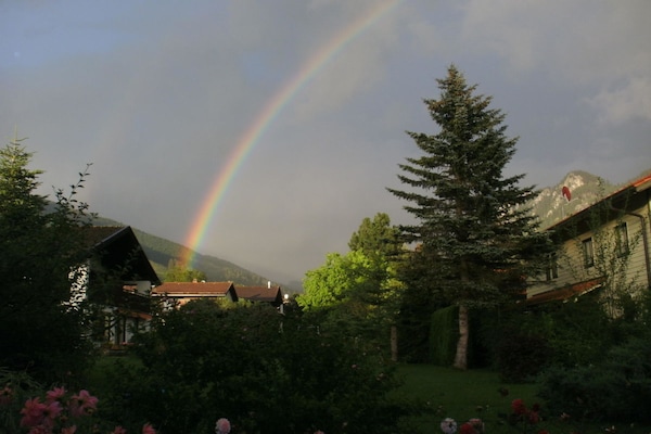 Knus vakantiehuis in Oberammergau, 700m van centrum, hond welkom - thumbnail 3