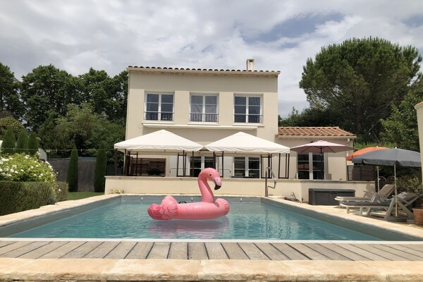 Stijlvol vakantiehuis met verwarmd zwembad nabij Maussane-les-Alpilles - thumbnail 2