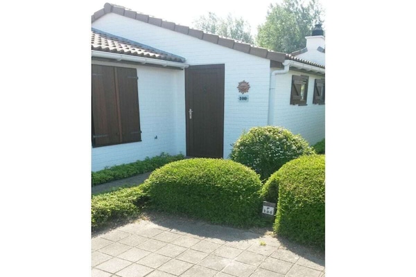 4-persoons vakantiehuis met zonneterras in De Haan - thumbnail 3