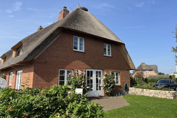 Licht halfvrijstaand huis met sauna, 600m van het strand in Nieblum-Goting - thumbnail 2