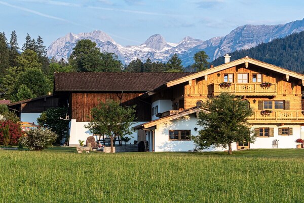Rustiek appartement met balkon en bergzicht aan de voet van de Watzmann - thumbnail 3