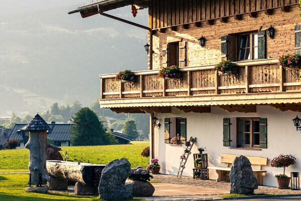 Rustiek appartement met balkon en bergzicht aan de voet van de Watzmann - thumbnail 4
