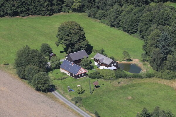 Ruim vakantiehuis voor 6 personen in Bad Brambach - thumbnail 3