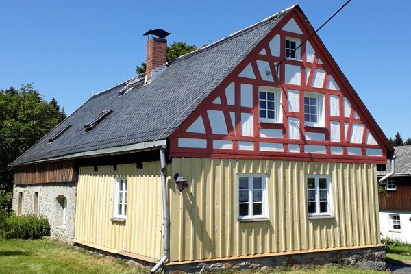 Ruim vakantiehuis voor 6 personen in Bad Brambach - thumbnail 4