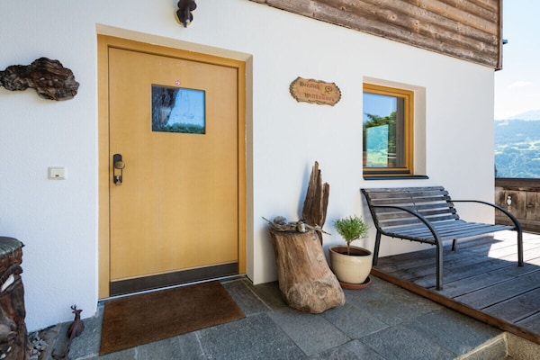 Ruim chalet met wellness en bergpanorama in Vomp, Tirol - thumbnail 2