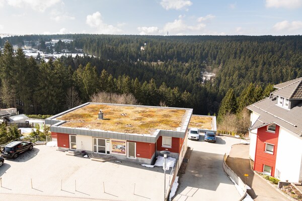 Licht vakantiehuis met uitzicht op het Thüringer Woud, 400m van centrum Oberhof - thumbnail 4