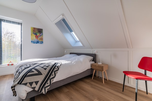 Golfbaan op 700m: Duurzaam vakantiehuis aan het Meer van Eysinga - thumbnail 5