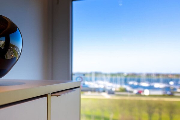 Havenappartement met panoramisch uitzicht op Fehmarn - thumbnail 3