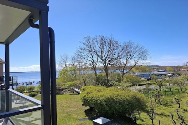 Centraal gelegen vakantiehuis in Ostseebad Rerik met uitzicht op de lagune - thumbnail 4