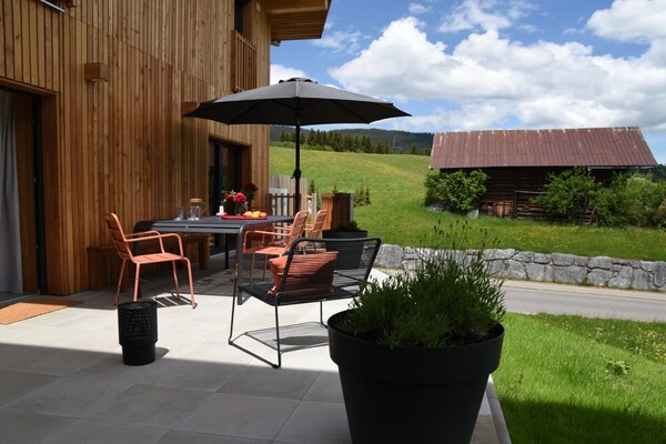 Villa Widderstein: Ruim chalet voor 8, 100m van de skilift in Hirschegg - thumbnail 6