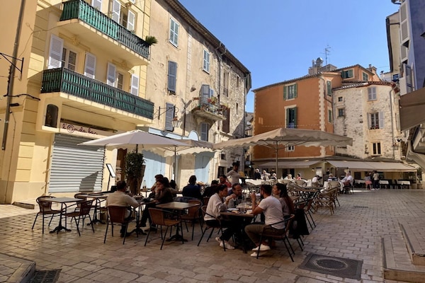 3-persoons vakantiehuis in het centrum van Vence - thumbnail 6