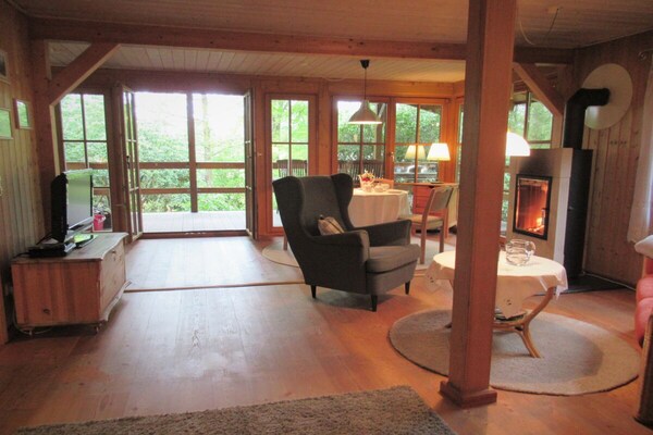 Romantisch boshuis voor 2 met hond op 2900 m² omheind perceel in Suderburg - thumbnail 5
