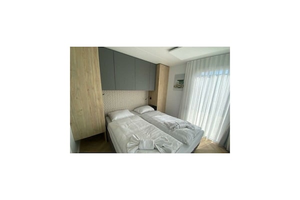781904 - thumbnail 5