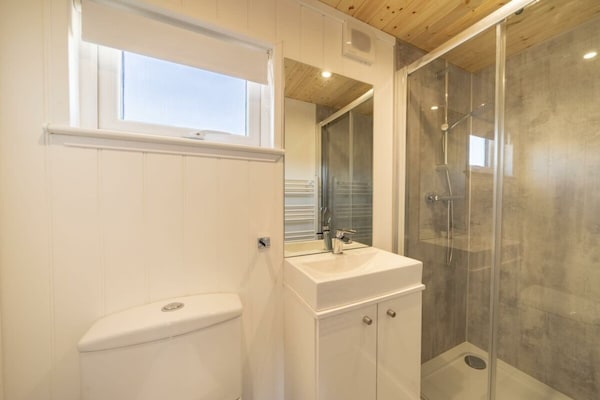 781929 - thumbnail 6