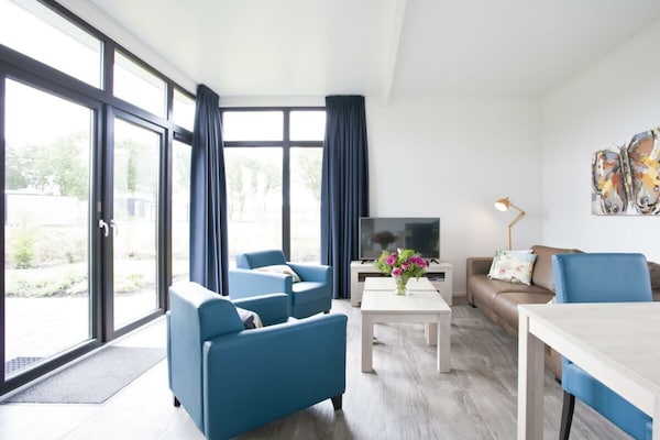 Modern vakantiehuis Cube la Mer in Nijkerk voor 4 personen - thumbnail 2