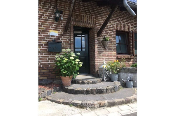 Ruim vakantiehuis met wellnessbadkamer nabij Emmerich am Rhein - thumbnail 3