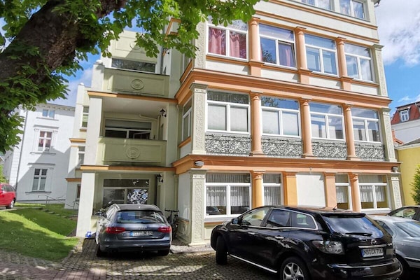 Appartement Charlot: Stijlvol aan de Oostzee, 150m van het strand - thumbnail 3