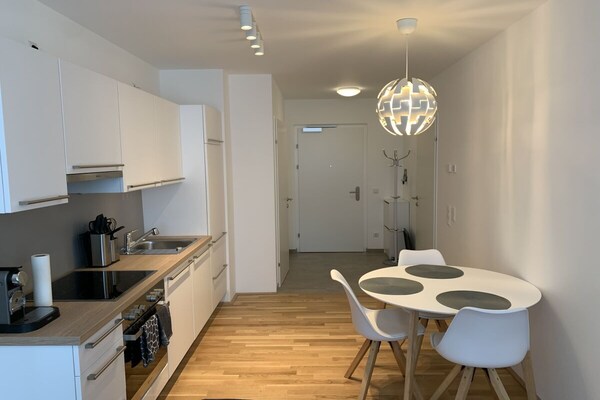 Modern appartement in Gmunden met uitzicht, nabij het meer en de bergen - thumbnail 6
