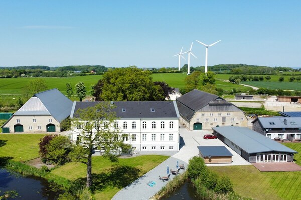 Sfeervol vakantiehuis bij Steinberg met zolder en tuin aan het meer - thumbnail 5