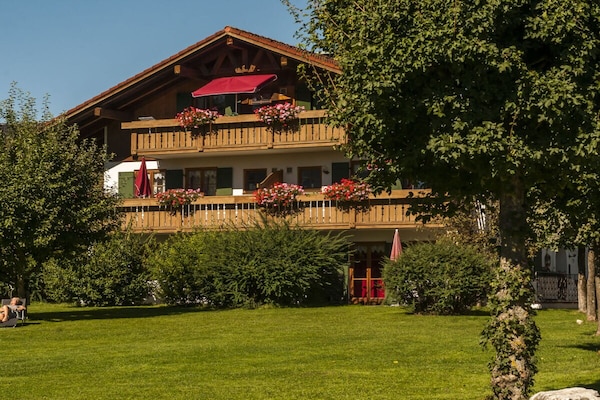 Knus appartement in alpenstijl bij Füssen, op 3 km van de piste - thumbnail 1