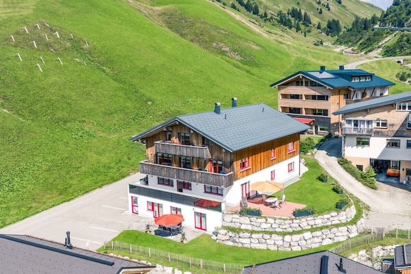 Panorama-appartement in Schröcken met balkon, vlakbij skilift en wandelroutes - thumbnail 3