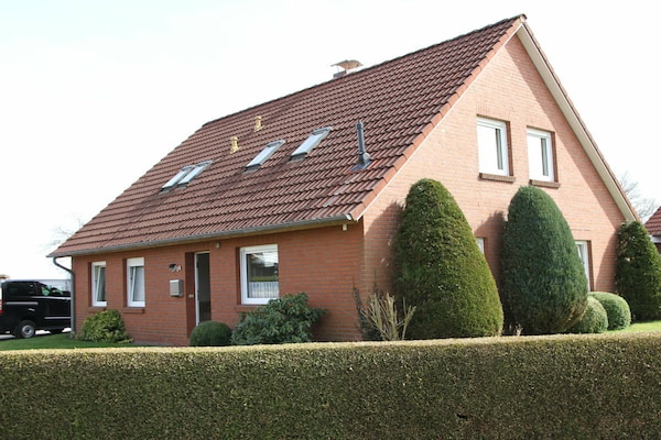 Ruim vakantiehuis in Esens voor 5 personen met terras - thumbnail 4
