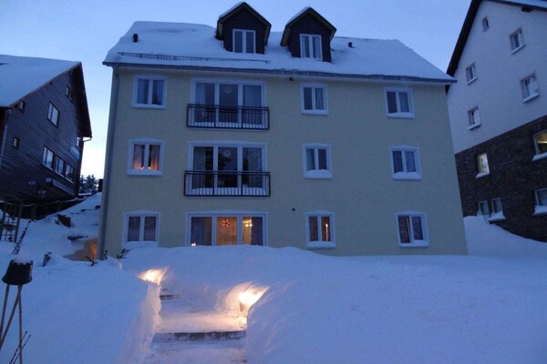 Knus appartement op 200m van de piste in Oberwiesenthal - thumbnail 2