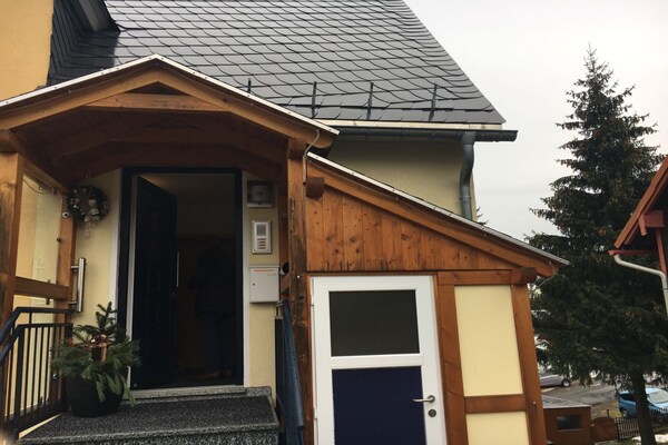 Knus appartement op 200m van de piste in Oberwiesenthal - thumbnail 6