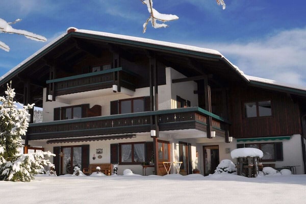 5-persoons vakantiehuis in Reit im Winkl nabij de piste - thumbnail 4