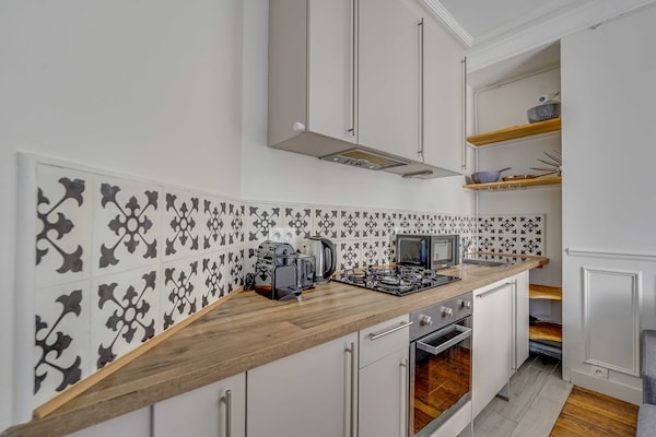 Ruim 3-kamerappartement in het 17e arrondissement, vlakbij Batignolles - thumbnail 2