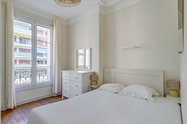 Ruim 3-kamerappartement in het 17e arrondissement, vlakbij Batignolles - thumbnail 4