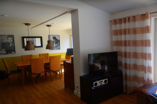 6-persoons vakantiehuis in centrum Vrouwenpolder - thumbnail 4