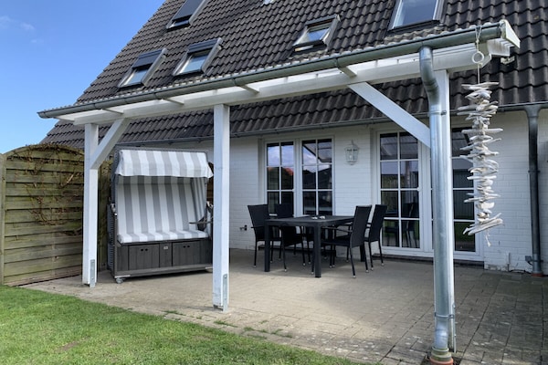 Sfeervol vakantiehuis in Kronsgaard met uitzicht op de Oostzee - thumbnail 2