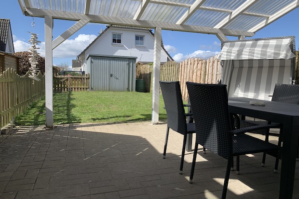 Sfeervol vakantiehuis in Kronsgaard met uitzicht op de Oostzee - thumbnail 3