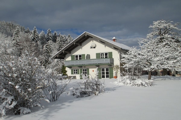 Gezellig vakantiehuis in Ruhpolding met balkon en zwembad - thumbnail 4