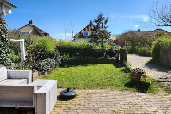 In het centrum van Bergen aan Zee: ruim vakantiehuis voor 4 personen - thumbnail 6