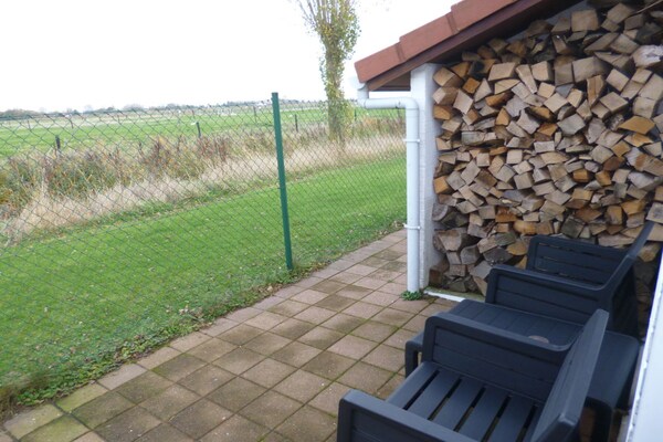 Dicht bij centrum De Haan: 5-persoons vakantiehuis met omheinde tuin - thumbnail 2